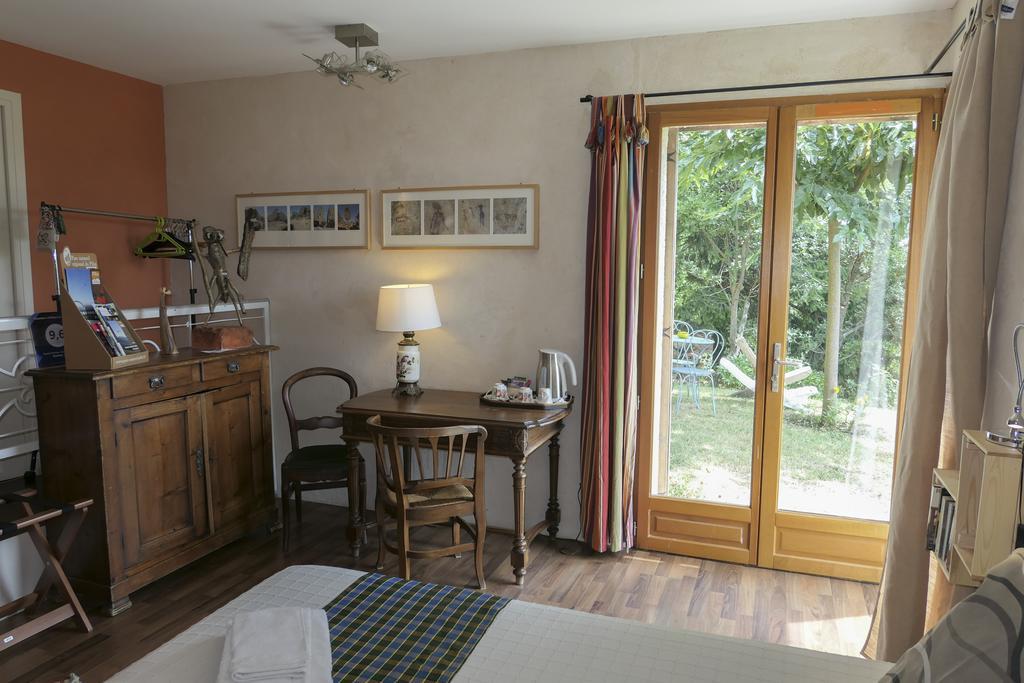 Chambre D'Hotes La Bichette Chassagny Экстерьер фото